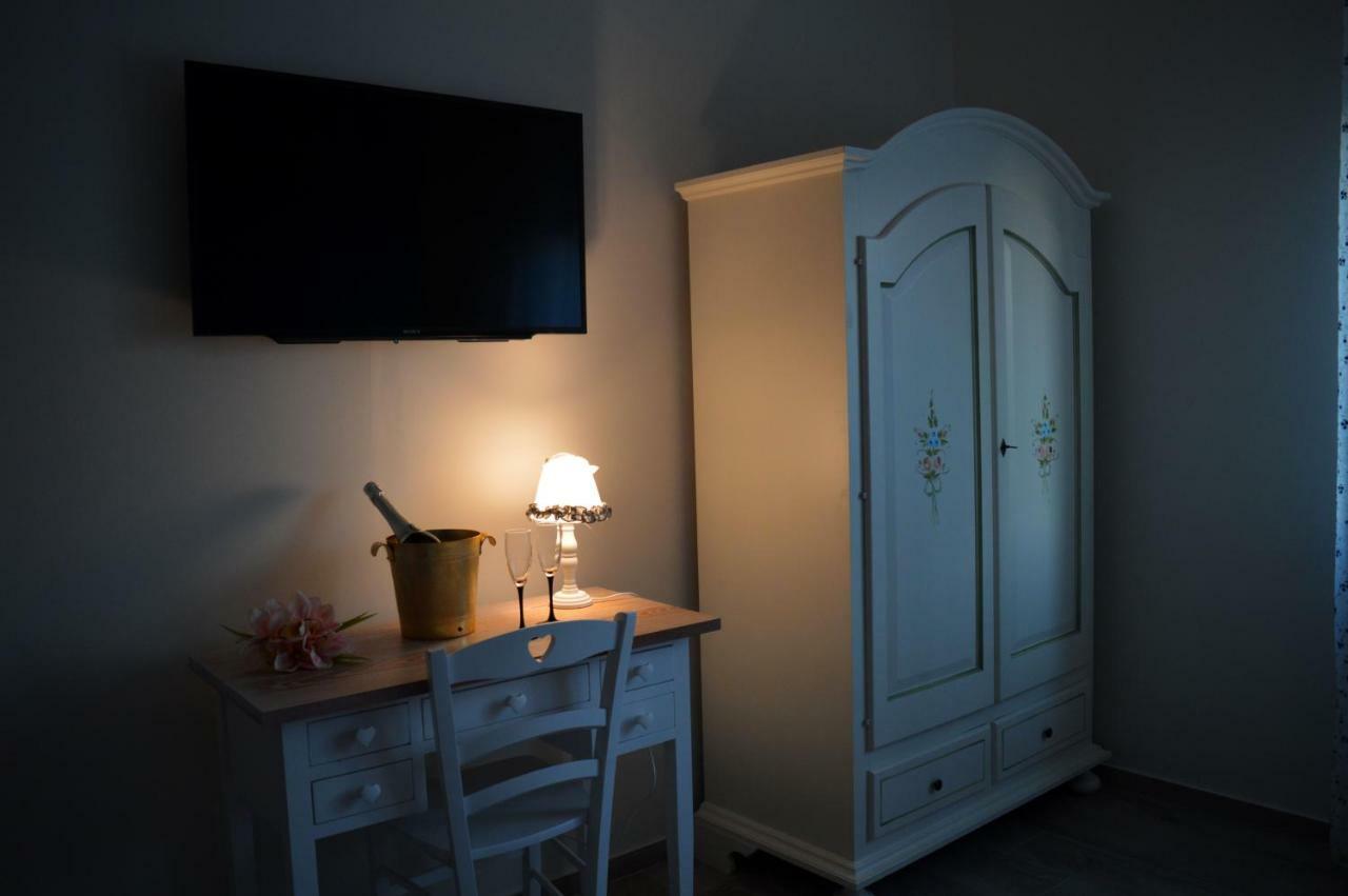 B&B Harmonia Sant'Elpidio a Mare Bagian luar foto